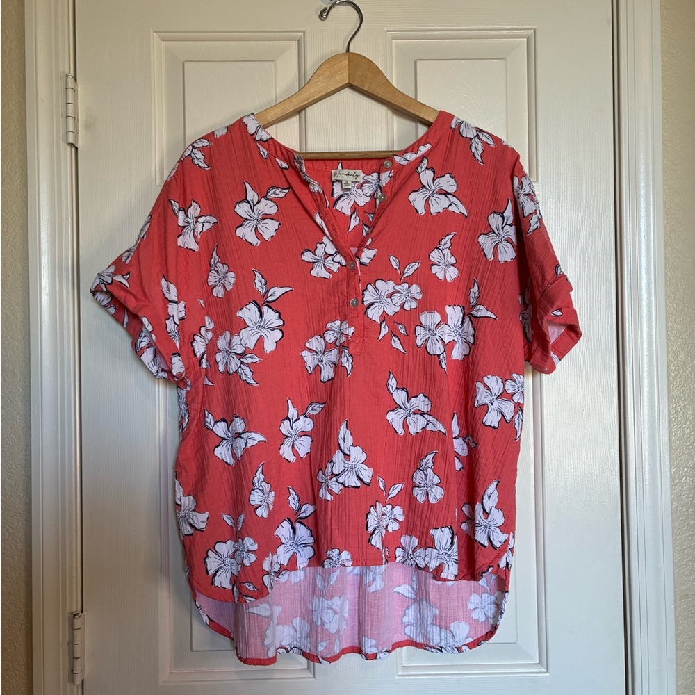 Wonderly Coral Floral Blouse